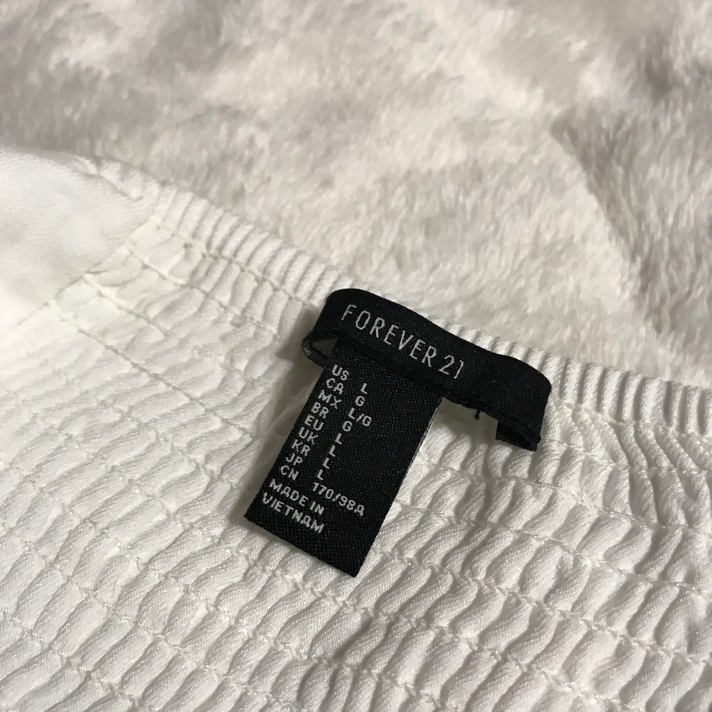 Forever 21 cropped spaghetti strap blouse
